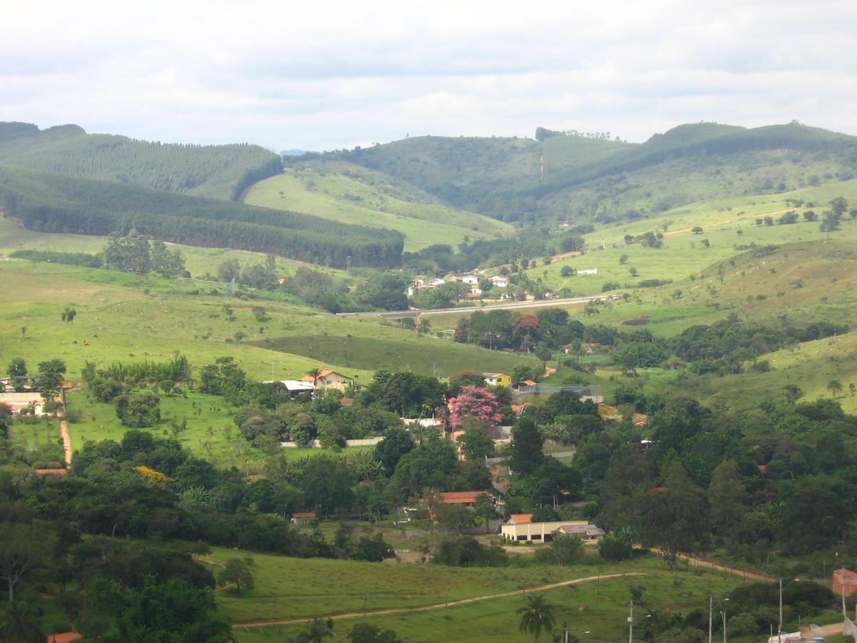 Bed and Breakfast Chale Rancho Aratama Жакареи Экстерьер фото